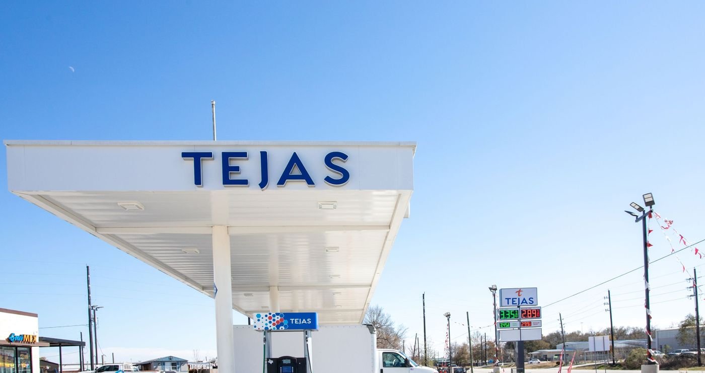 Tejas fuel canopy signage by SI Signs USA
