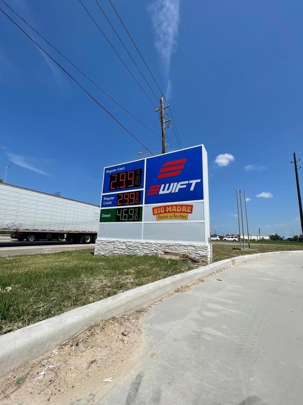 Swift & Big Madre monument sign by SI Signs USA